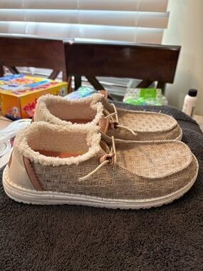 Hey Dude Wendy Women's Casual Shoes ( Size 9